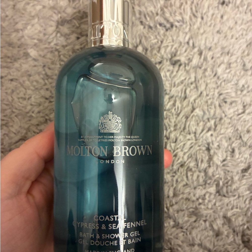 Molton Brown Coastal Cypress & Sea Fennel Bath & Shower Gel - Teal